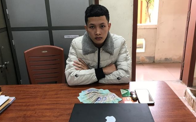 Tin lời “tú ông” qua mạng, nhiều “phi công” đăng ký lái “máy bay bà già” mất tiền oan