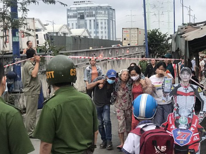 z2406647267364ead6df1b691f0389cc1b9b4d6c15b977_ojxf