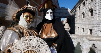 Sức hấp dẫn của lễ hội hóa trang Carnival thành Venice