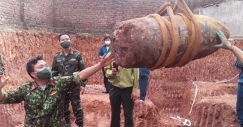 Bắc Giang: Đào móng nhà... ra bom