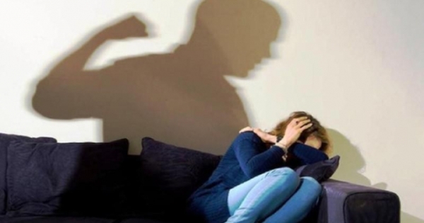 Đừng nhân danh tình yêu để… bạo hành