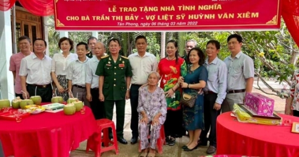 Hội Hỗ trợ gia đình liệt sĩ bàn giao nhà tình nghĩa cho gia đình chính sách tại TP HCM