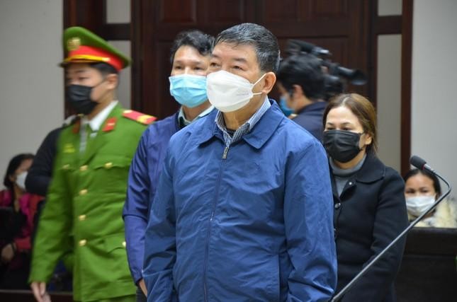 Bị c&aacute;o Nguyễn Quốc Anh &ndash; cựu Gi&aacute;m đốc BV Bạch Mai (Ảnh: Tienphong.vn)