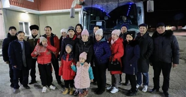 ĐSQ Việt Nam tại Nga tiếp tục phối hợp đón đồng bào sơ tán từ Ukraine