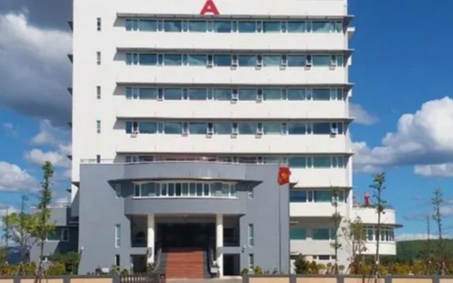 Yêu cầu rà soát, báo cáo các gói thầu mua sắm trang thiết bị dạy học tại Kon Tum