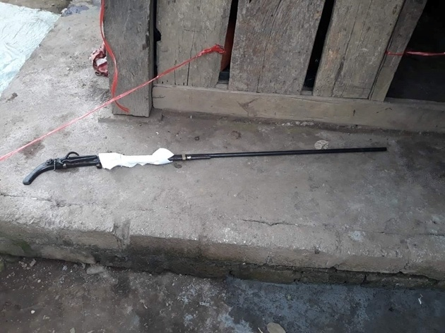 img-bgt-2021-khau-sung-cang-dung-de-ban-vao-vo-dang-mang-thai-1648015590-width630height472.