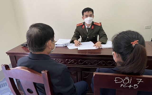 Nghe những cuộc điện thoại, người mất sạch 500 triệu đồng tiền tiết kiệm, người “bay” luôn 1,5 tỷ đồng