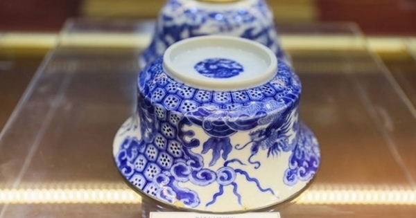 Ngắm cổ vật hoàng cung, hiểu thêm về văn hóa cung đình Huế