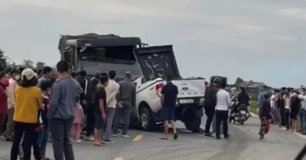 Quảng Ninh: Tai nạn giao thông nghiêm trọng khiến 2 người trên xe bán tải tử vong