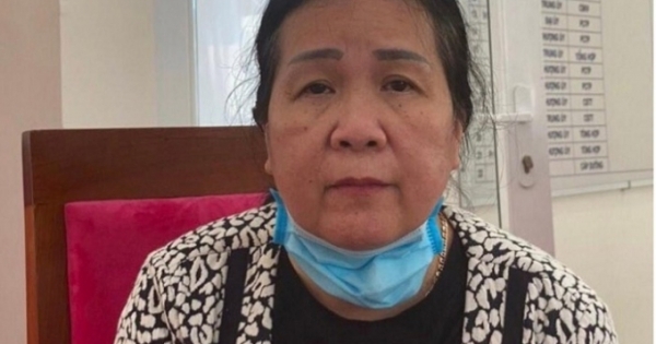 Thay tên đổi họ, làm lao công để trốn truy nã