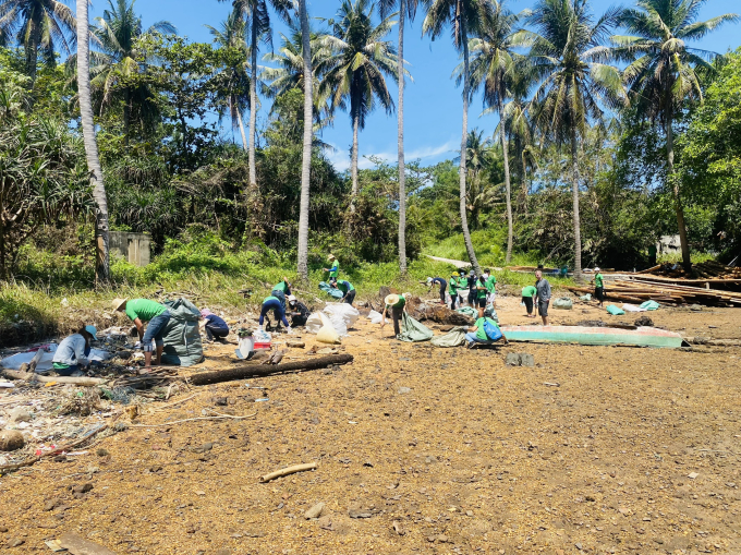 55118ba880f04eae17e1