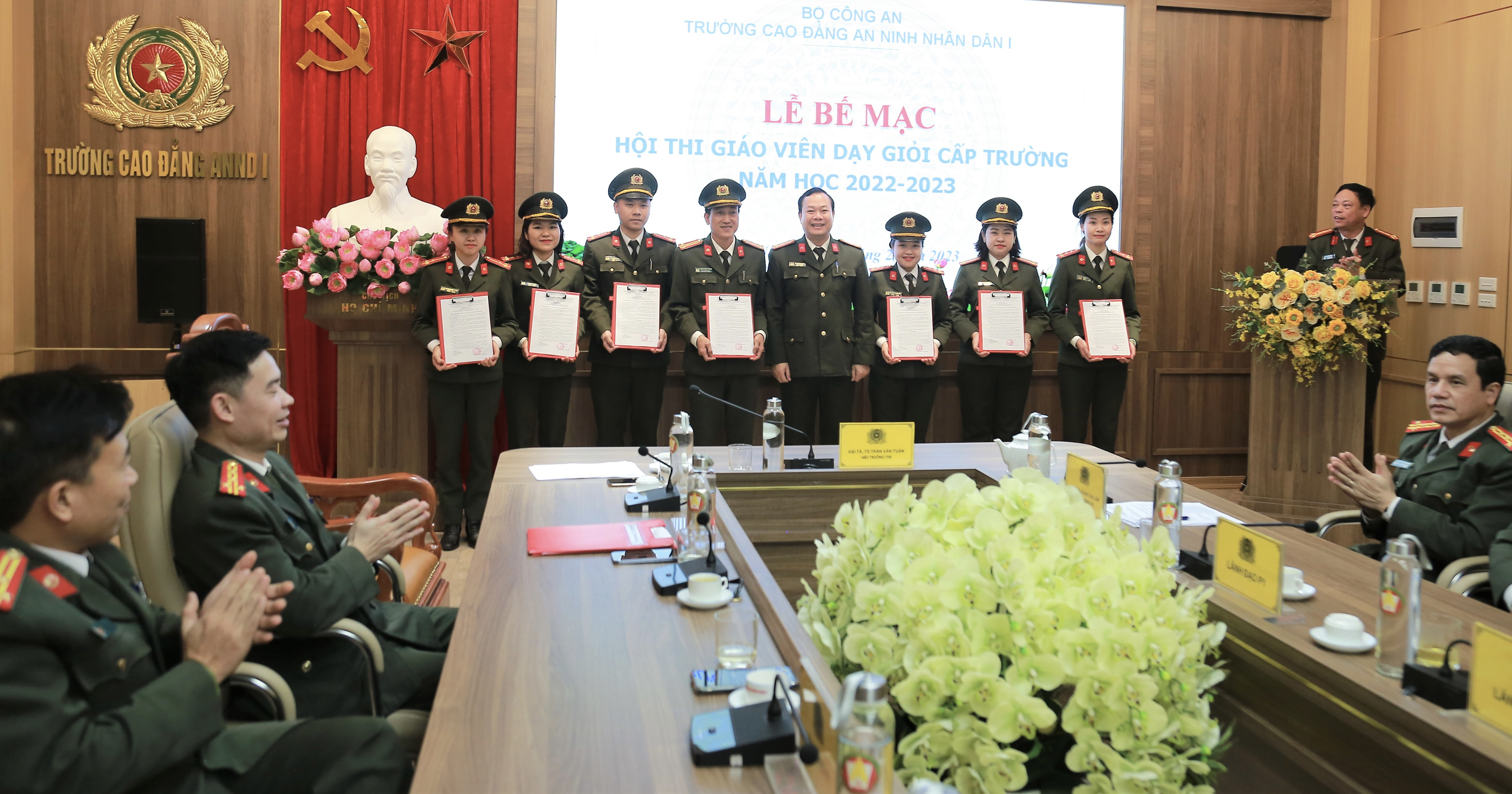 C9A3FBE1-B7E7-4FA7-954A-CFAF2BD725DA.