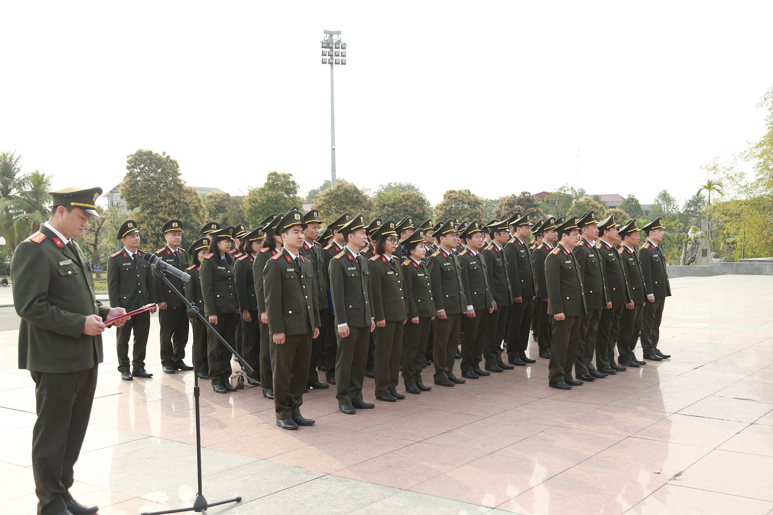 A63872D3-FD4E-404B-B00C-E266BA4B8727.