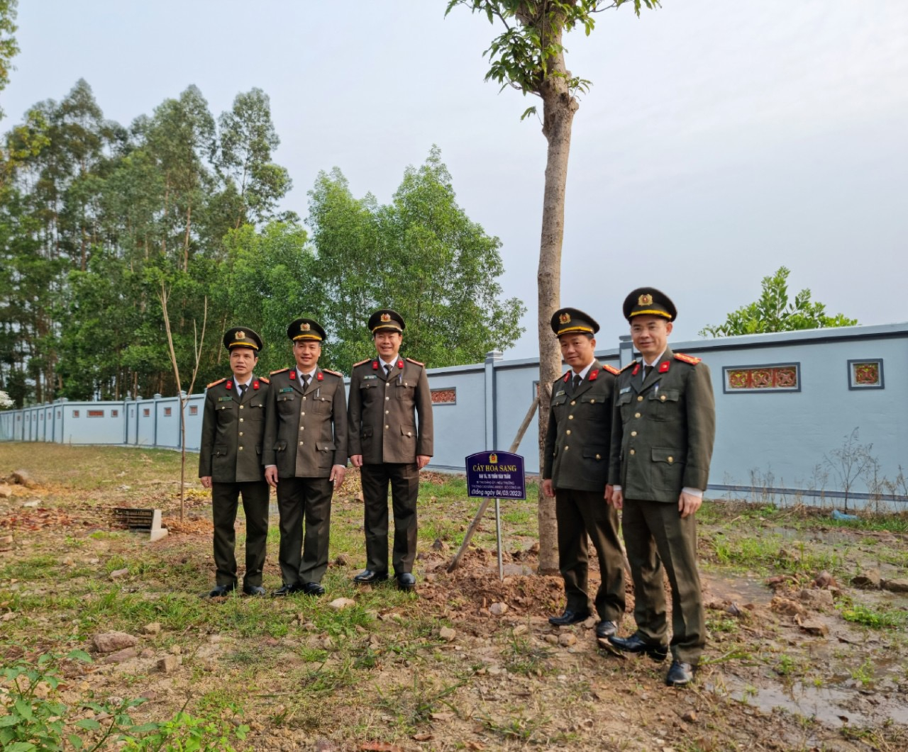 34EE3A1E-6FE2-4AAD-91A8-B661D16DDF57.