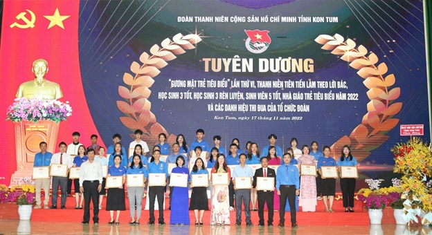 Tuyên dương “Gương mặt trẻ tiêu biểu” tỉnh Kon Tum lần thứ VI