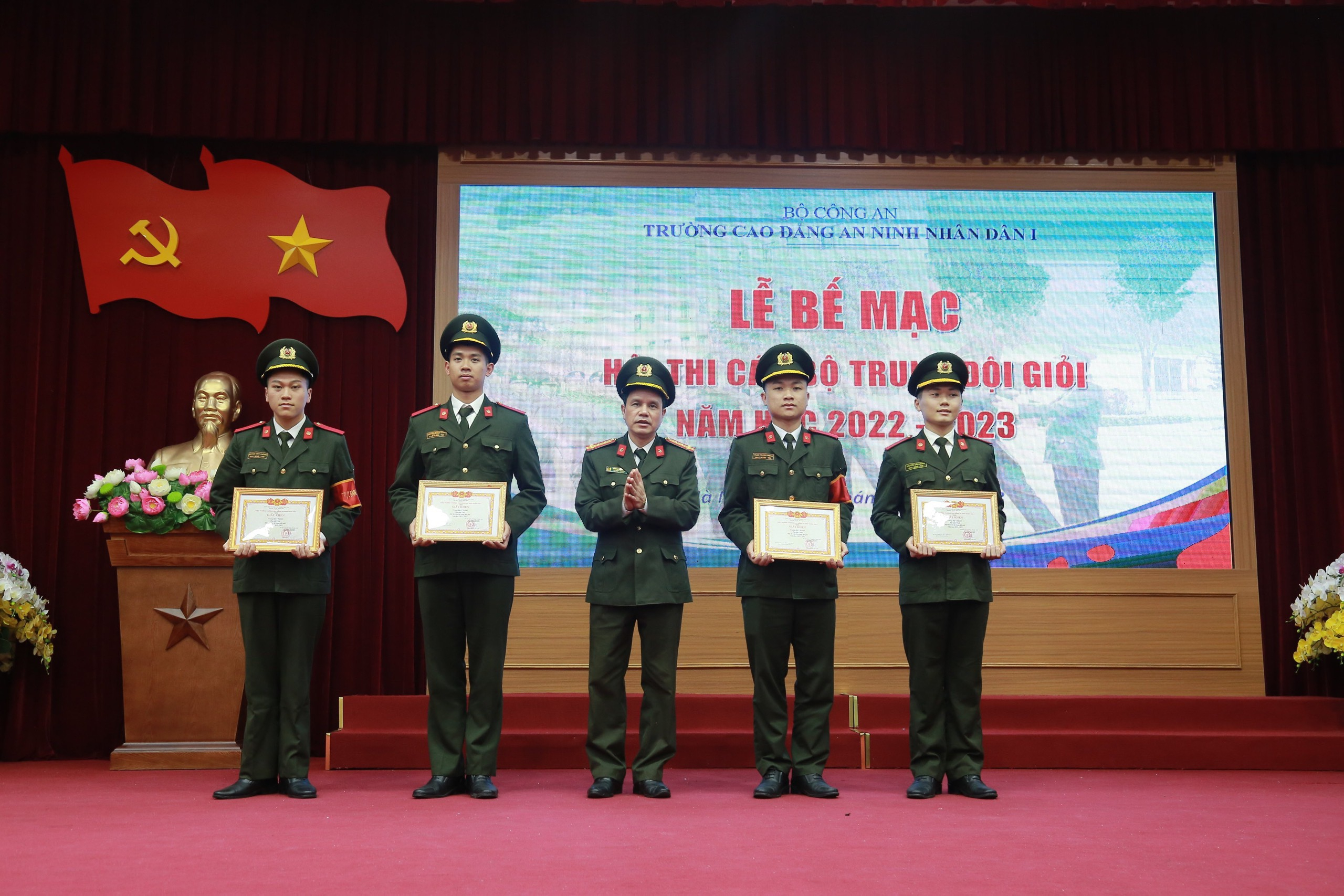 1072CB8D-92C4-4F28-AD8C-07B82A08B62E.