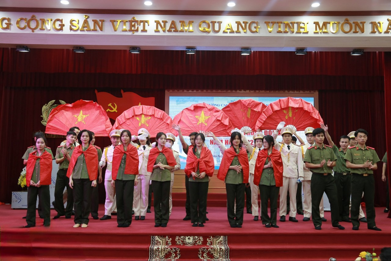 8621823D-7732-46BF-9184-FA7426907956.