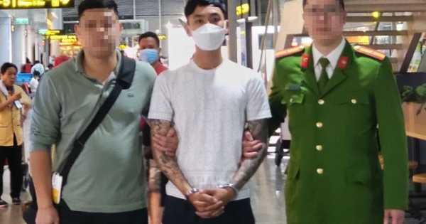 Bắt đối tượng truy nã đặc biệt núp bóng nhân viên giao gas