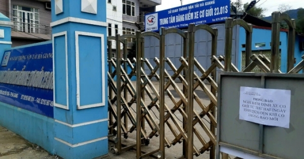 Cán bộ trung tâm đăng kiểm Hà Giang bị bắt vì nhận hối lộ