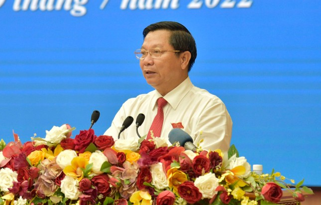Ha Van Phuc.