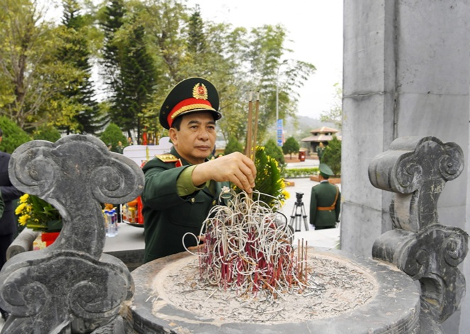 z4179960519919_73091a984c7292dee1f233fe96b68b24