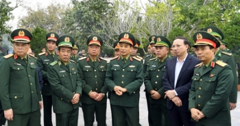 Bộ trưởng Bộ Quốc phòng Phan Văn Giang thăm và làm việc tại Đồn Biên phòng Pò Hèn