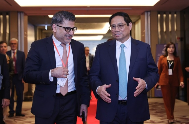 Việt Nam đổi mới mô hình tăng trưởng kinh tế từ