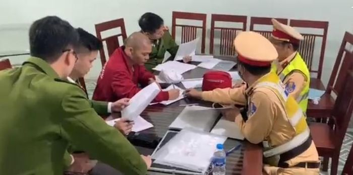 198c3703354edc10855f