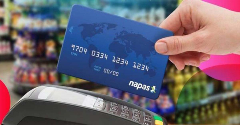 Hưởng lợi từ các giao dịch chuyển tiền,