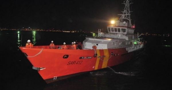 Tàu cá có ngư dân gãy chân bị mất liên lạc gần Hoàng Sa