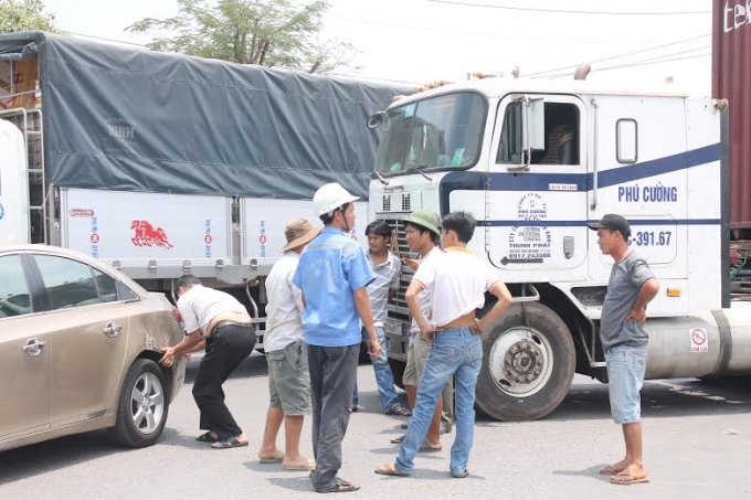 Hiện trường xảy ra vụ va chạm giao th&ocirc;ng.