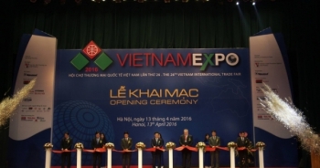 Phó Thủ tướng Vương Đình Huệ tham dự VietnamExpo 2016