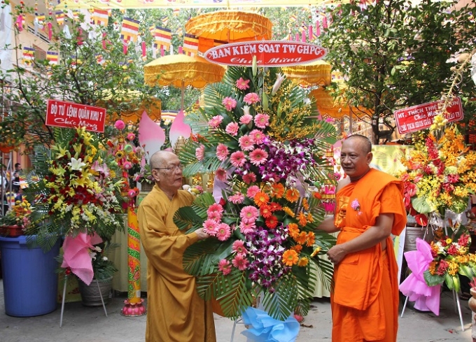 Tết Chol Chnam Thmay của đồng b&agrave;o Khmer tại TP HCM