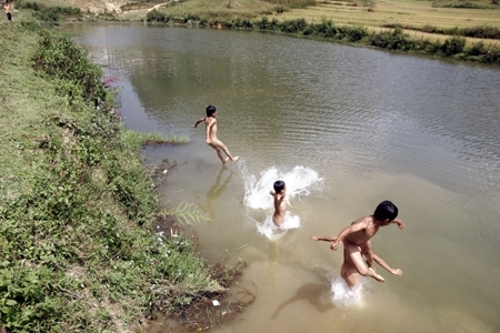 Quảng Bình: Thêm một vụ đuối nước khiến hai chị em ruột tử vong