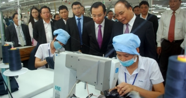 Thủ tướng yêu cầu tạo môi trường kinh doanh tốt nhất cho doanh nghiệp