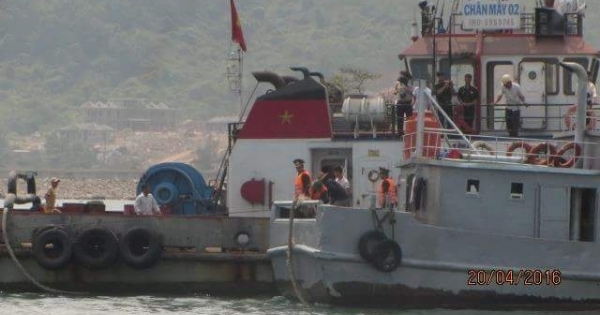 Việt Nam giải cứu thành công tàu cá Trung Quốc gặp nạn trên biển Đông