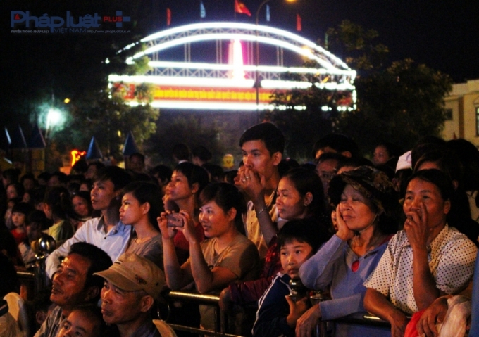 Quất L&acirc;m biển gọi 2016: Thu h&uacute;t h&agrave;ng ngh&igrave;n du kh&aacute;ch tới tham dự