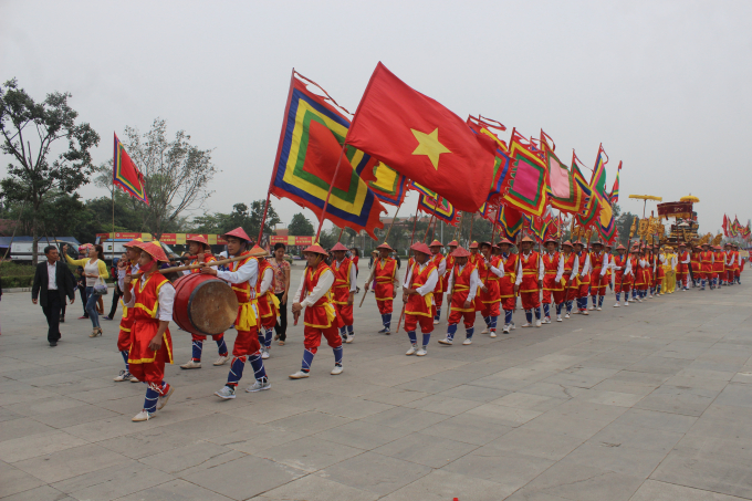 Giỗ Tổ H&ugrave;ng Vương 2017: Rộn r&agrave;ng hội thi g&oacute;i b&aacute;nh chưng, gi&atilde; b&aacute;nh giầy