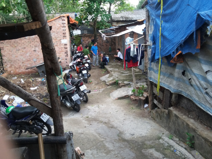 D&atilde;y nh&agrave; trọ nơi xảy ra vụ việc.