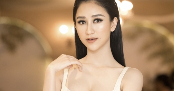 Á hậu Hà Thu xuất hiện liên tục với hình ảnh sexy, chuẩn bị "lấn sân" ca hát
