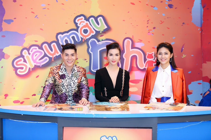 MC Thanh Mai rạng rỡ đọ sắc c&ugrave;ng &Aacute; hậu Thanh T&uacute; trong