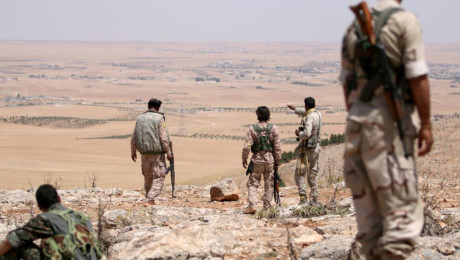 Đ&aacute;p trả vụ Mỹ n&atilde; t&ecirc;n lửa, Nga v&agrave; Iran tuy&ecirc;n bố đẩy mạnh tấn c&ocirc;ng lực lượng đối lập Syria