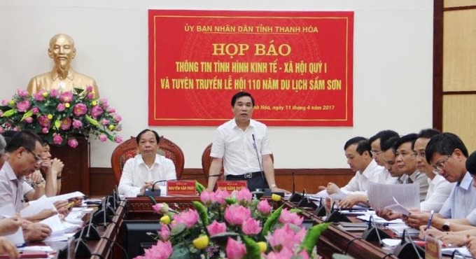 Buổi họp b&aacute;o đ&atilde; n&oacute;ng l&ecirc;n bởi nhiều c&acirc;u hỏi li&ecirc;n quan quy tr&igrave;nh bổ nhiệm b&agrave; Trần Vũ Quỳnh Anh.