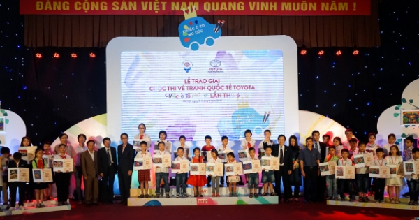 Trao giải cuộc thi Vẽ tranh Quốc tế Toyota “Chiếc ô tô mơ ước” lần thứ 6