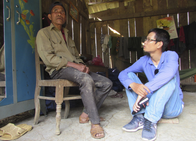 &Ocirc;ng Cao Tiến Thuỳnh kể lại chuyện đi săn hổ dữ bằng mũi t&ecirc;n c&oacute; độc.