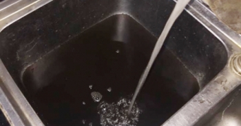 Hà Nội: Khu đô thị mới Tứ Hiệp nước sinh hoạt bẩn như "nước ao"