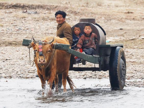 Những bức ảnh h&eacute; lộ cuộc sống ở bi&ecirc;n giới Trung Quốc-Triều Ti&ecirc;n