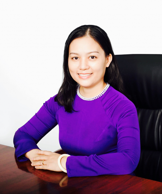 C&ocirc; hiệu trưởng Phan Thị Hương Giang.