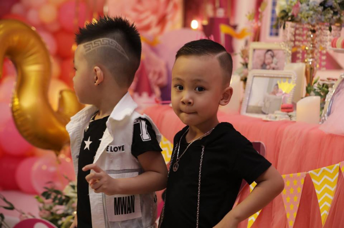 Tuấn Hưng mở tiệc ho&agrave;nh tr&aacute;ng khoe con g&aacute;i y&ecirc;u