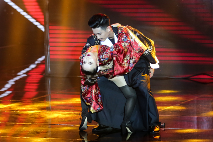 Soobin Ho&agrave;ng Sơn quay trở lại The Remix l&agrave;m gi&aacute;m khảo kh&aacute;ch mời trong đ&ecirc;m Chung kết 1